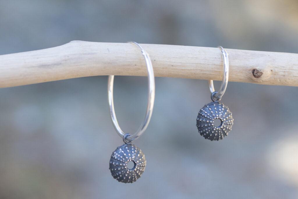 pendientes aro plata black erizo de mar